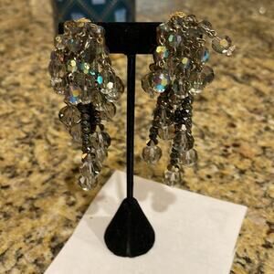 Earrings VINTAGE CRYSTAL 4" clip  grey is in fashion